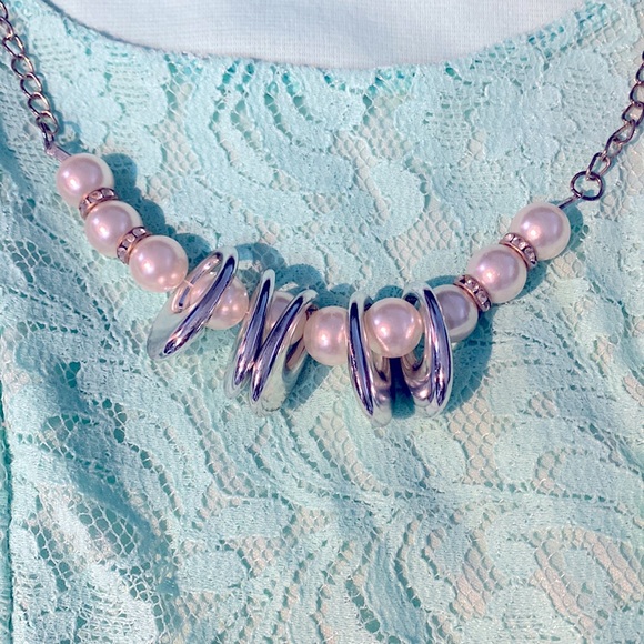 Size M Papaya Lace Top (2 for $15) - Picture 2 of 3